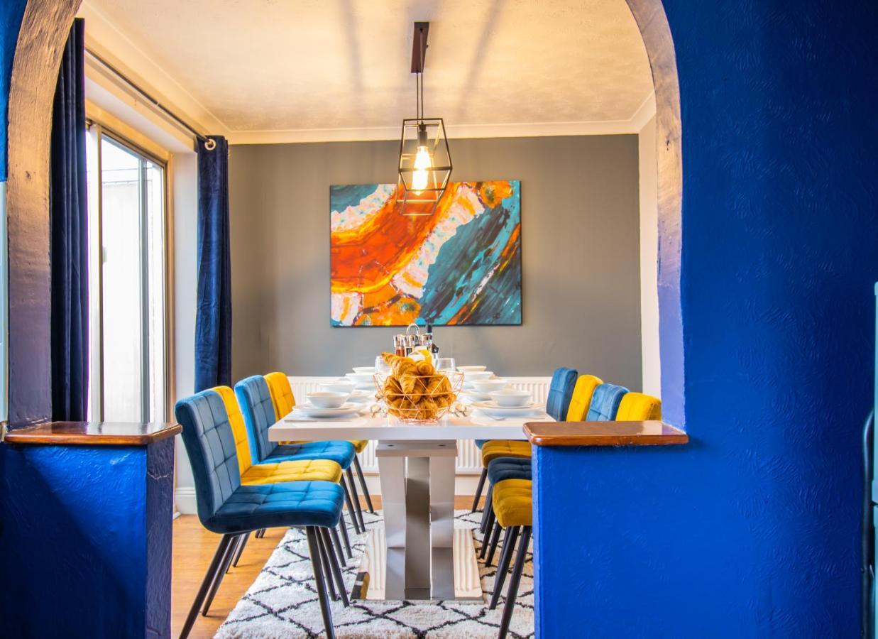 Amazing Modern 3 Bedroom W Parking And Wifi Apartamento